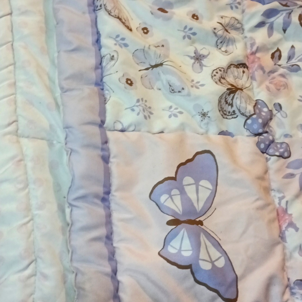 Butterfly quilted comforter